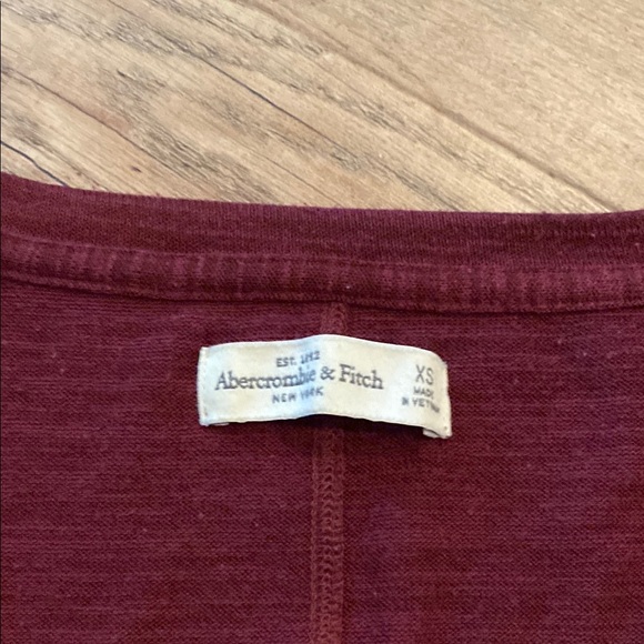 Y2K Women’s Abercrombie & Fitch Red Fitted Blouse - Picture 2 of 3